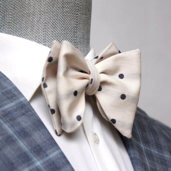 Men's Self-tied Bow Tie 100%Silk Big Butterfly Off White Polka Dot S682 - Picture 2 of 12